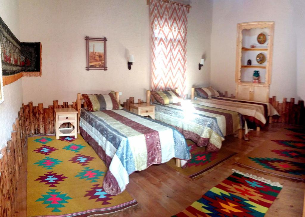 Qosha Darvoza Hotell Chiva Exteriör bild