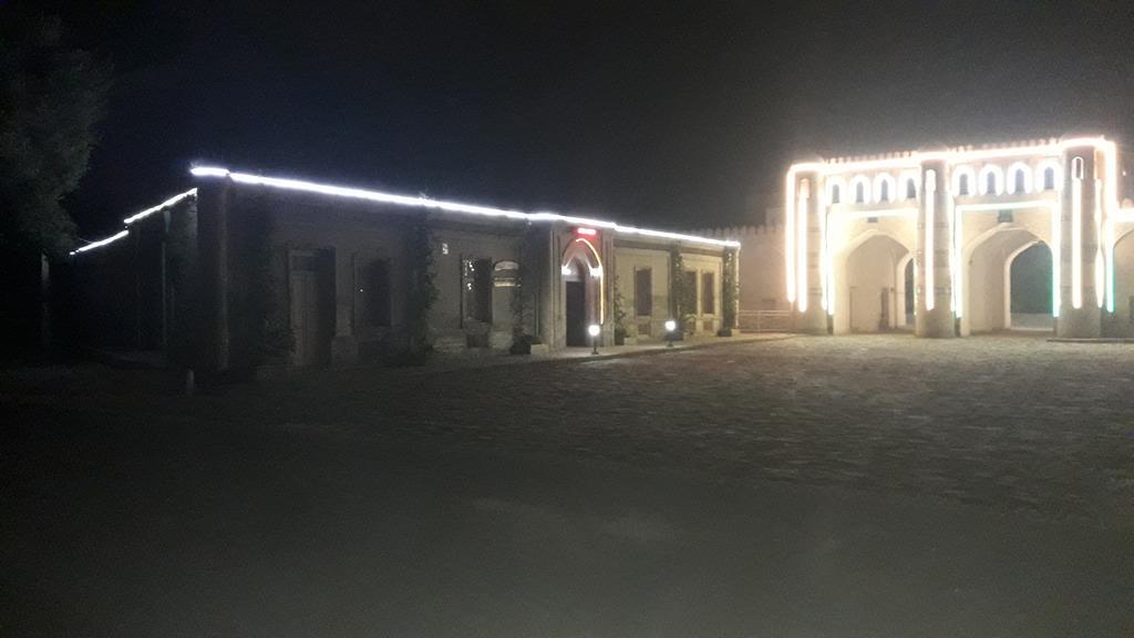 Qosha Darvoza Hotell Chiva Exteriör bild